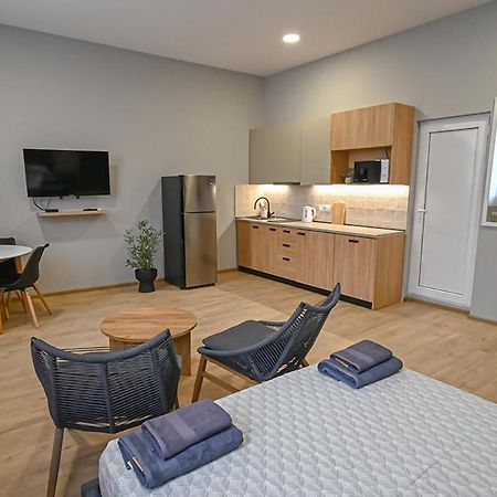 טביליסי Big Studio Apt.On Liberty Square מראה חיצוני תמונה