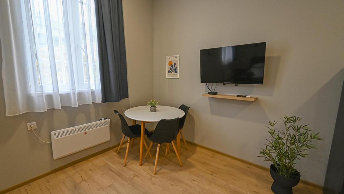 טביליסי Big Studio Apt.On Liberty Square מראה חיצוני תמונה