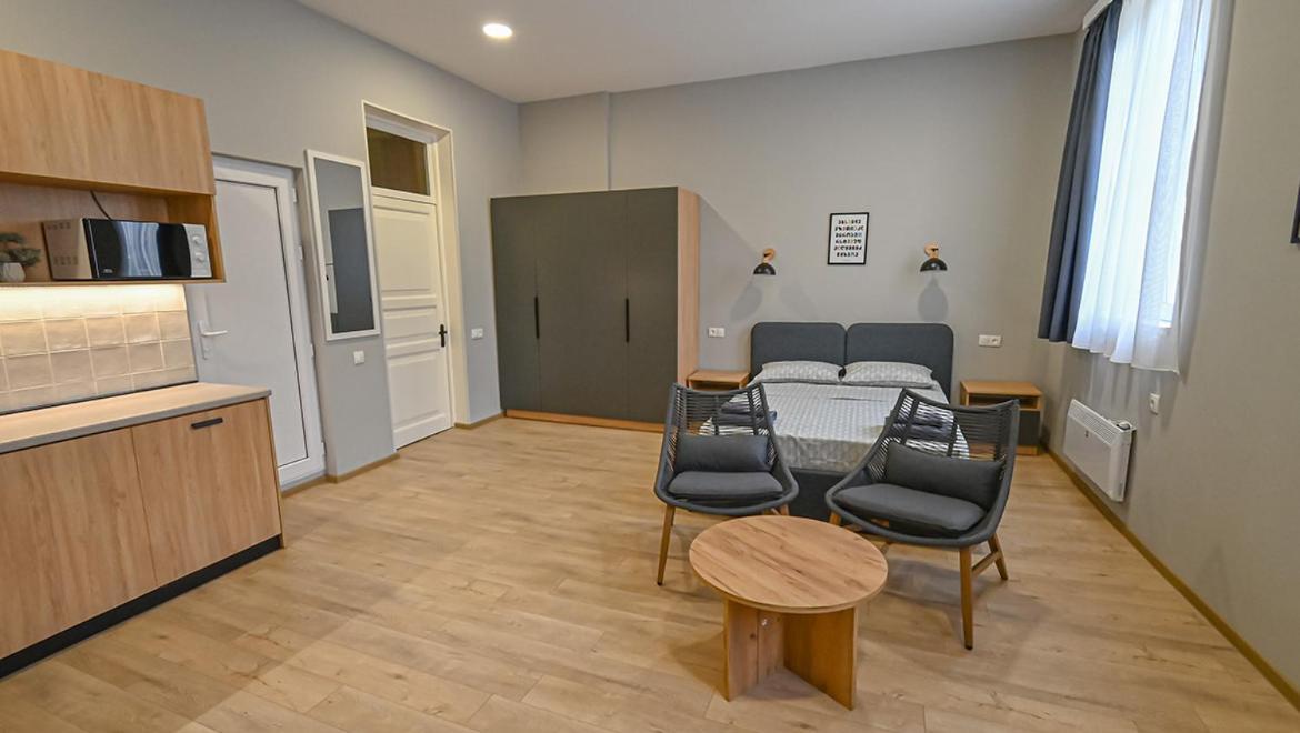 טביליסי Big Studio Apt.On Liberty Square מראה חיצוני תמונה
